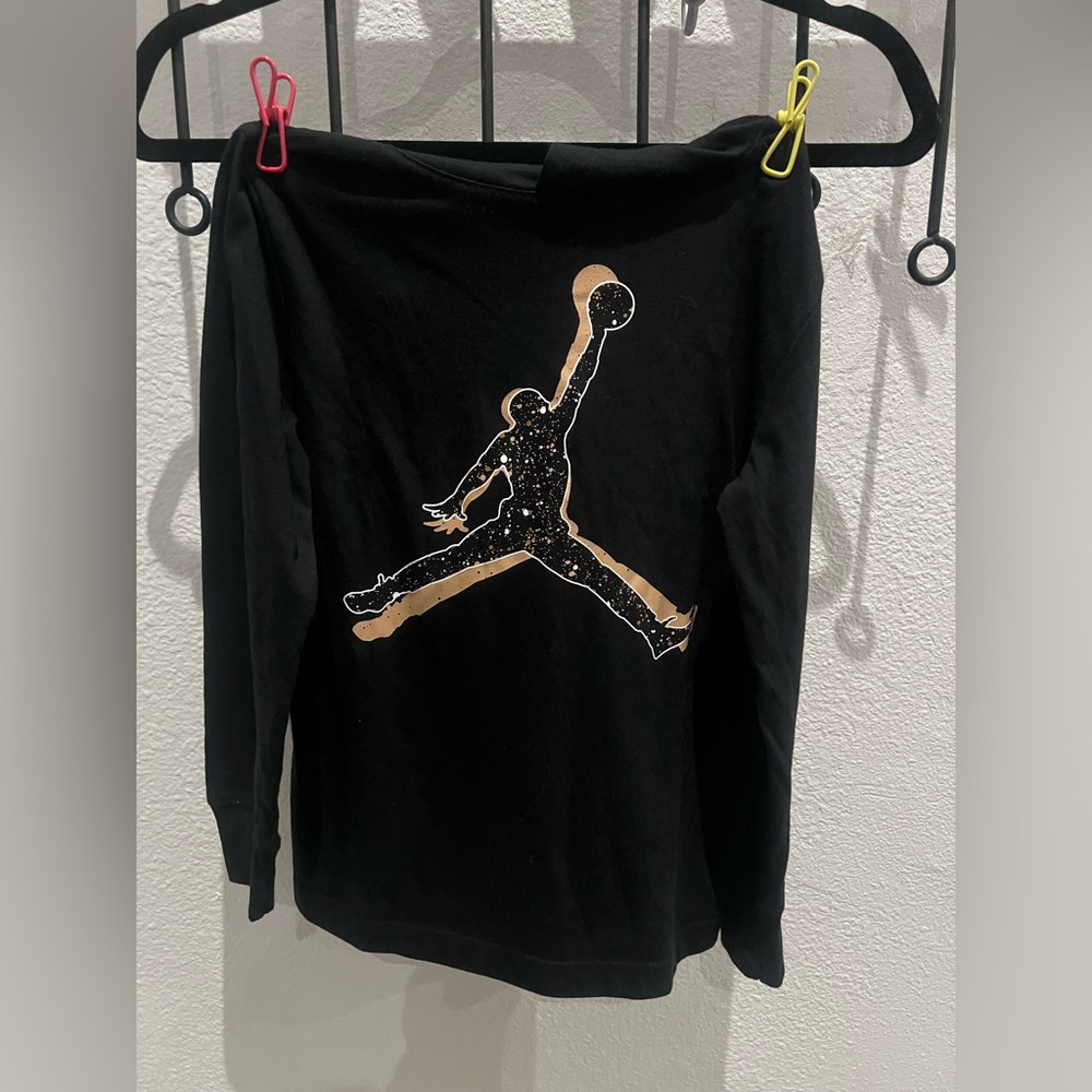 Jordan size small 8-10 years hooded long sleeve shirt